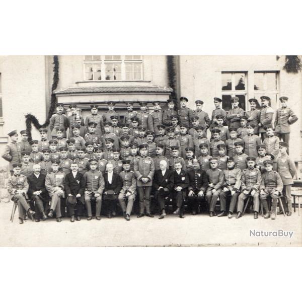 Carte postale ancienne avec photographie de groupe militaire -N�8940