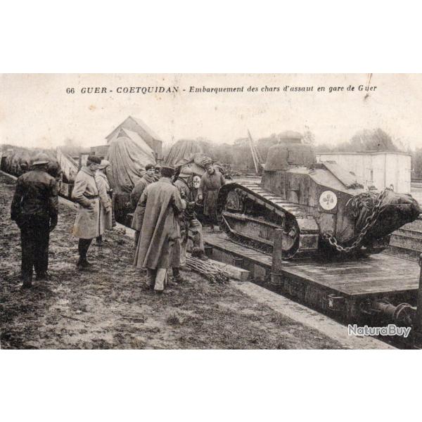 Carte postale ancienne - Guer - Coetquidan - Embarquement des chars d'assaut -N�8962