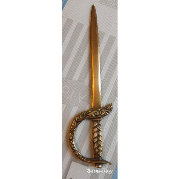 Sabre laiton bronze coup de papier