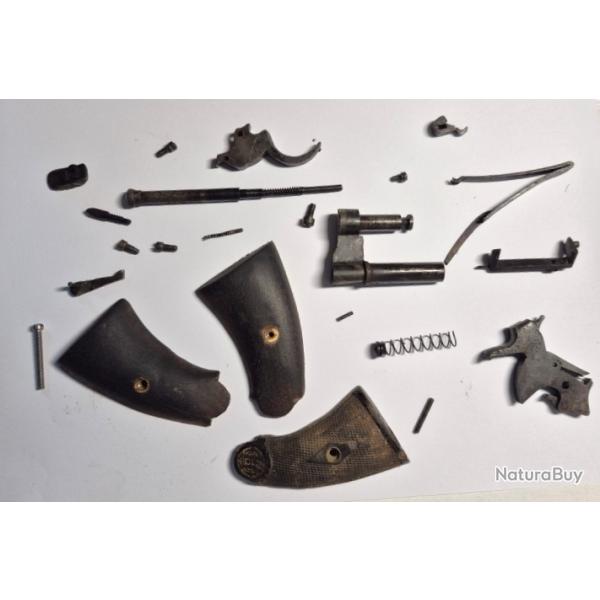 Pieces d�tach�es revolver 1892 espagnol