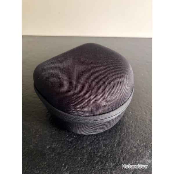 Etui rigide Khanka pour casque pliant