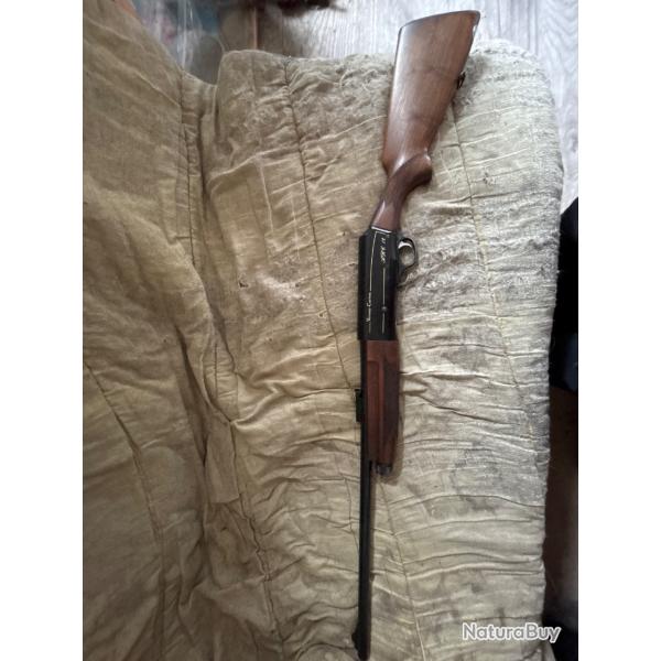 Fusil 12/70 VERNEY-CARRON mod�le ARC (LUXOR - SPORT - SUPER LEGER) semi-automatique