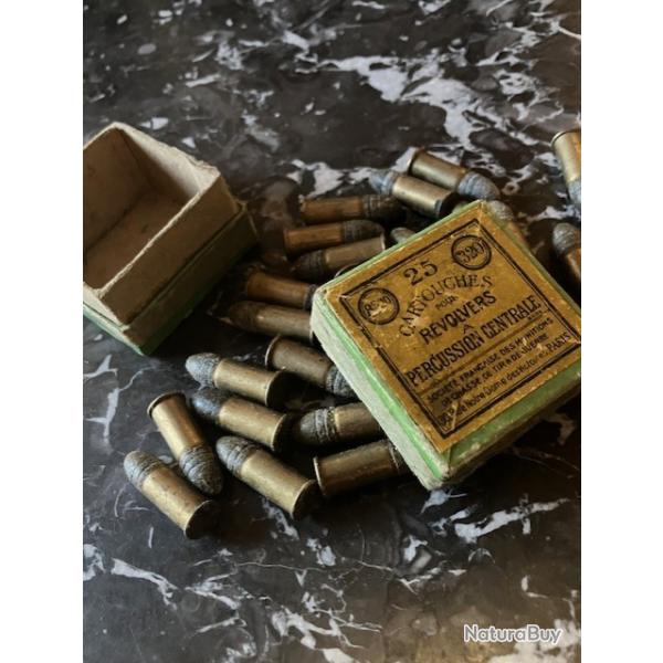 Boite d'�poque cartouches "320 centrales"