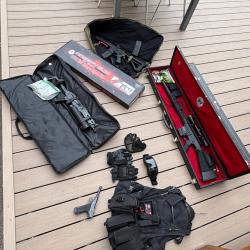 LOT COMPLET - Secutor Rapax M3, G&G CM16 Wild Hog 7, PP-19 Bizon, Luger P08 + &eacute;quipements