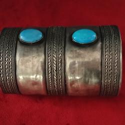Superbe manchette ethnique en argent massif et turquoise