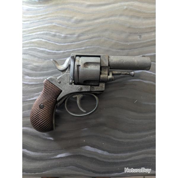 Pistolet British bulldog 380 model � Pontet