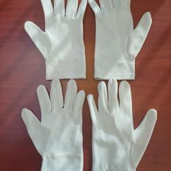 Lot de 2 paires de gants blancs de c&eacute;r&eacute;monie militaires / gendarmerie - TBE