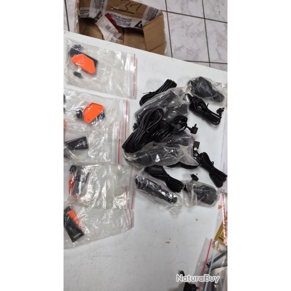LOT PIECES COLLIER GARMIN