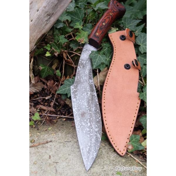 Couteau Kukri Gurkha N�pal KUKKRI Bushcraft Machette Lame Acier Carbone 1055 Etui Cuir manche Bois