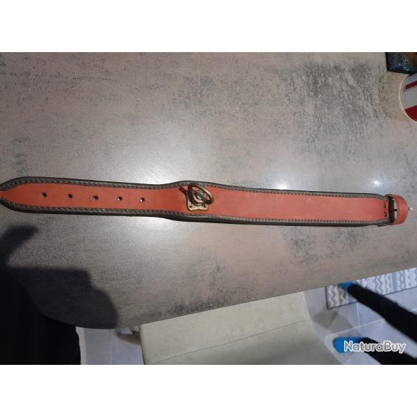Botte de recherche au sang en cuir robuste avec �merillon