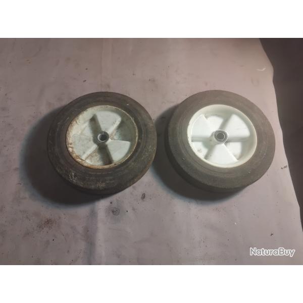 Roues pleines pour tondeuse ancienne Gaby , Wolf , Honda ect..