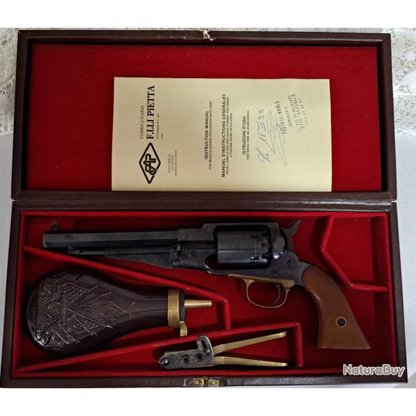 vend coffret contenant une r�plique de revolver � poudre noire Remington 1858 New Army