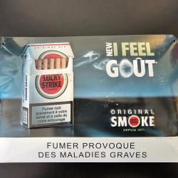 Plaque publicitaire t&ocirc;le relief 3D Lucky Strike - PLV tabac r&eacute;tro