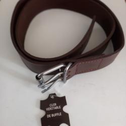 Ceinturon v&eacute;ritable cuir de buffle neuf longueur 120 cm