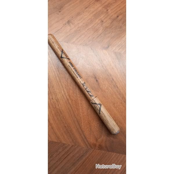 Kubotan, poin�on Hickory