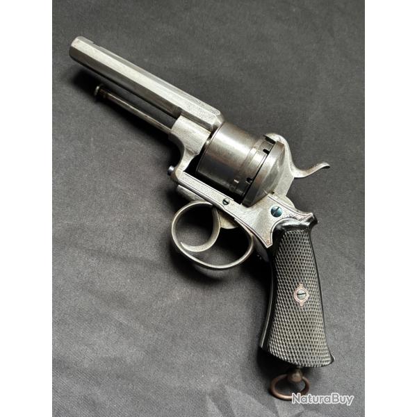 Revolver � broche 9mm