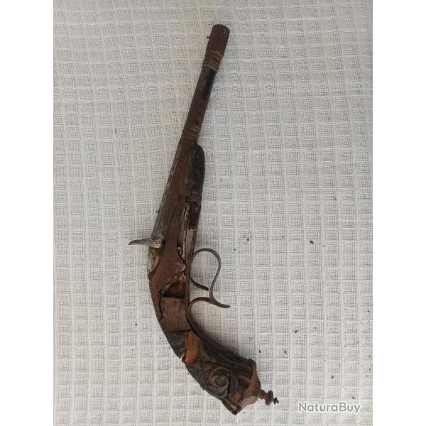 Rare pistolet de salon / duel attribu� � Van Maele (Bruxelles) - Or et nielle - XIXe (Cat�gorie D)