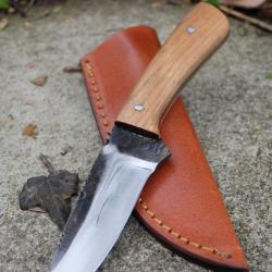 Couteau Bushcraft Lame Drop Point Acier Carbone 1075 Manche Bois Olivier Etui Cuir Fab Artisanale
