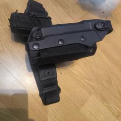 Holster Zoom VKZ8 + plaque de hanche Vega Holster Noir