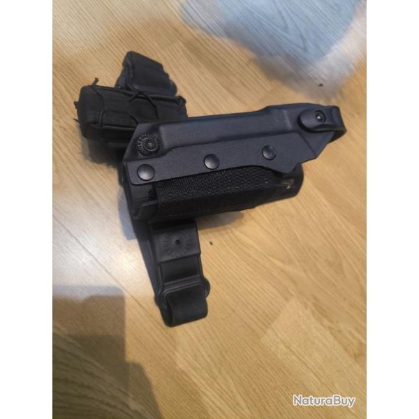 Holster Zoom VKZ8 + plaque de hanche Vega Holster Noir