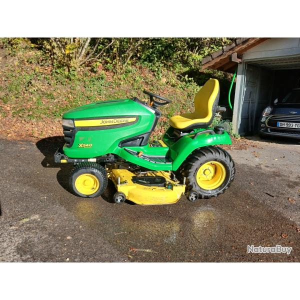 Vend tracteur tondeuse John Deere X540 - seulement 189 heures
