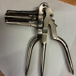 Pince d&eacute;samorceur excelsior cal.12 Manufacture Fran&ccedil;aise d'armes et cycles st Etienne