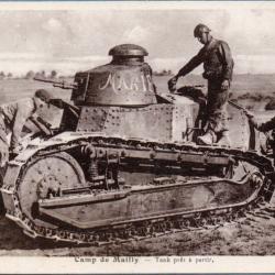 Carte postale ancienne - Camp de Mailly Tank Renault FT -N&deg;8973