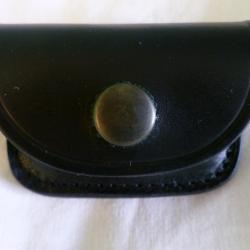 Porte-cartouche ceinturon en cuir noir A2CM BERNAY pour 6 munitions arme de poing