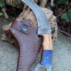 Couteau Karambit Lame Acier Damas 256 Couches Manche 2 Bois Etui Cuir Fabrication Artisanale