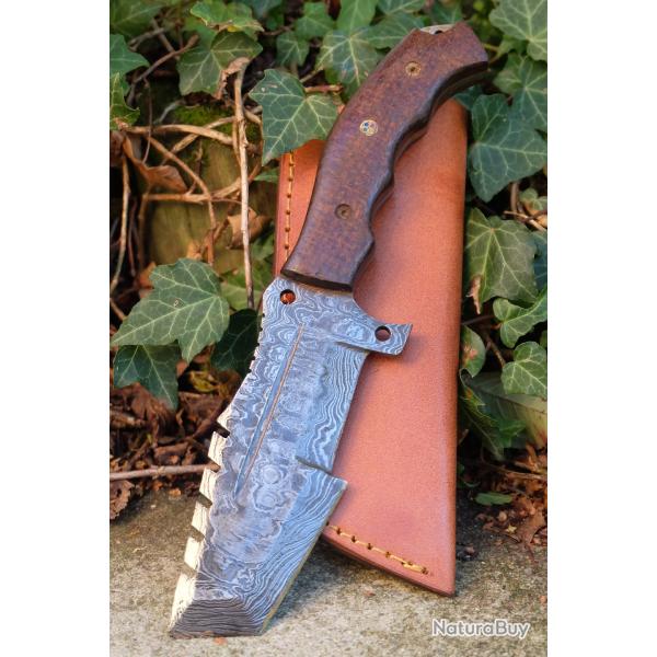 Couteau de Chasse Trakker Damas Lame 256 Couches Manche Micarta Fabr Artisanale Etui Cuir 01