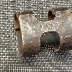Embouchoir usin&eacute; en H pour Mauser 98k k98 ( ref O 1026 ) num&eacute;ro 9637 et WaA 655