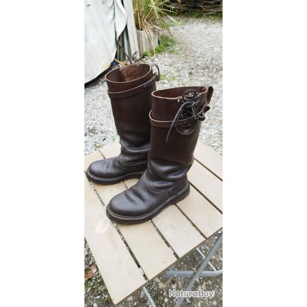 Superbes bottes cuir paraboot taille 42.