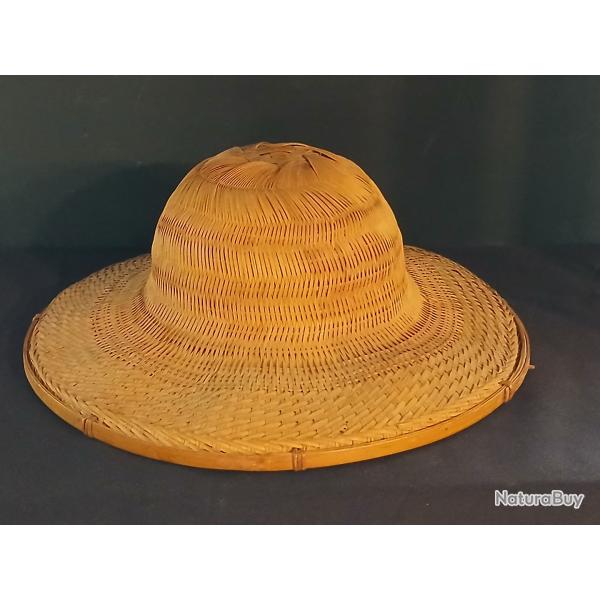 Joli chapeau de paille de riz , osier , bambou 1960 /70