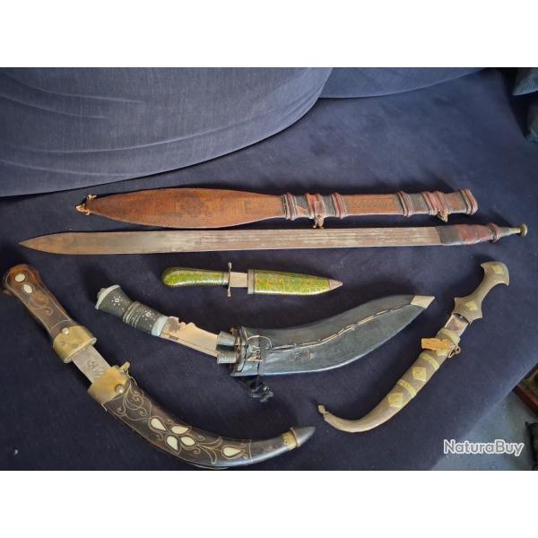 Lot de collection : �p�e traditionnelle, Kukri, poignards et couteaux r�gionaux / orientaux anciens