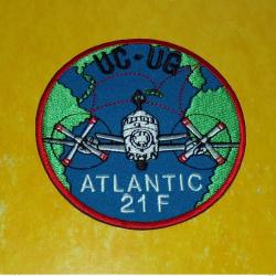 TISSU PATCH :   UC-UG ATLANTIC 21 F   , DIAMETRE 9 CM , BON ETAT VOIR PHOTOS . POUR TOUT RENSEIGNEME