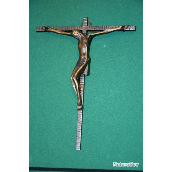 Crucifix Ancien 11