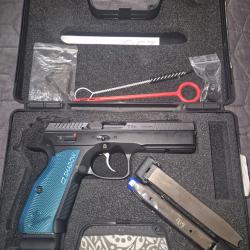 Vends cz shadow sp02 couleur bleu jamais utilis&eacute;, jamais servi tout neuf,