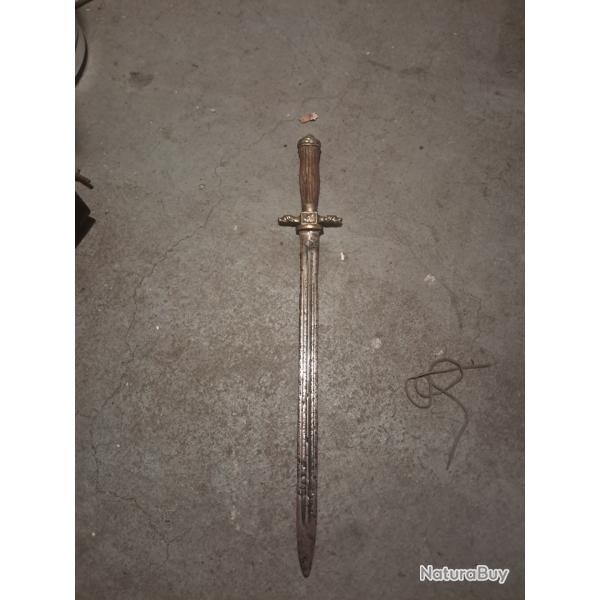 Ancienne dague de v�nerie
