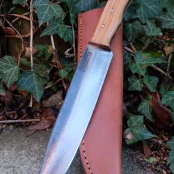 Couteau de Gaucho Argentin Bowie Lame Acier Carbone 1075 Etui Cuir Manche Bois Olivier F Artisan