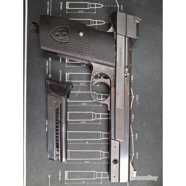 Pistolet 22lr hammerli 208 international