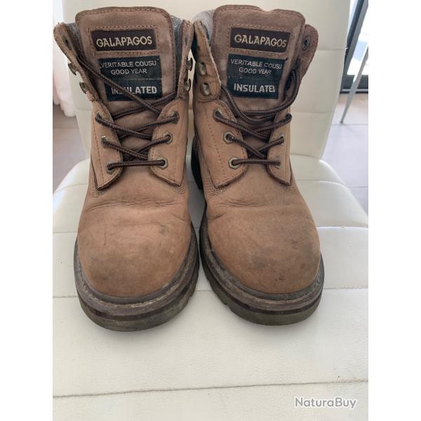 Chaussures GAL�PAGOS cuir v�ritable -cousu GOOD YEAR - INSULATED - 41 -