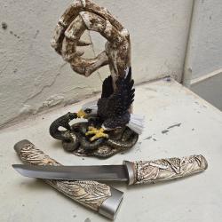 Deco Tanto petit katana avec aigle support
