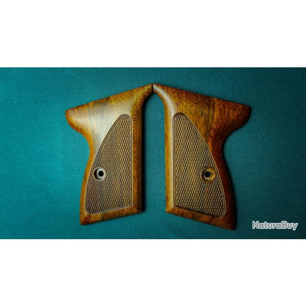 Plaquettes pour Mauser HSc - Noyer - Enti�rement faites � la main - Style d'origine