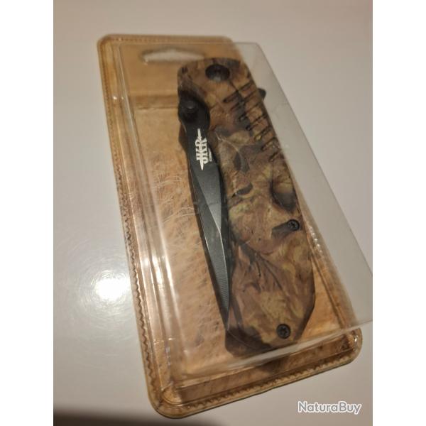 Couteau fermant camo s/blist JKR
