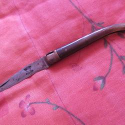Ancien couteau LAGUIOLE &eacute;tat d'usage voir photo