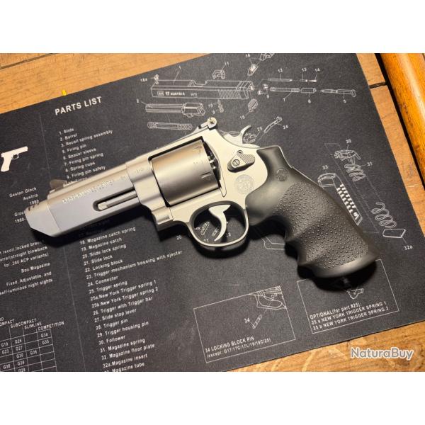 Smith Wesson 629 v comp 44magnum