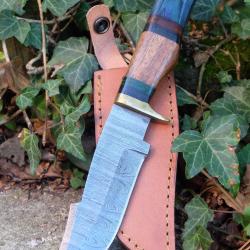 Couteau Poignard Lame Acier Damas 256 Couches Manche 2 Bois Garde Laiton Etui Cuir Artisan
