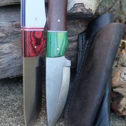 LOT DE 2 Couteau Tactical Urbain Lame Acier Carbone 1055 Manche Bois/R&eacute;sine Etui Cuir Fab Artisanale